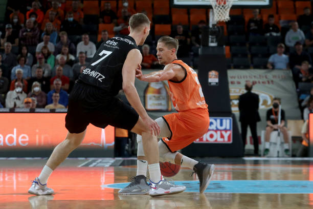 反击战术显 反击战术显