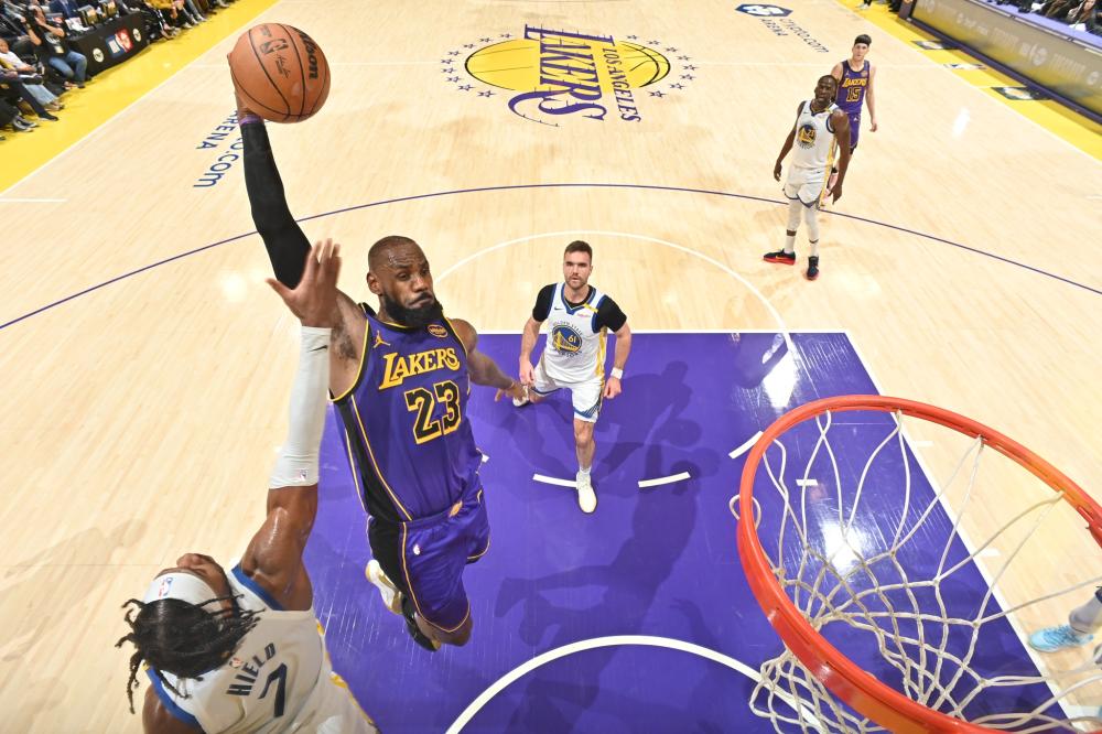 前表现脱颖 前表现脱颖